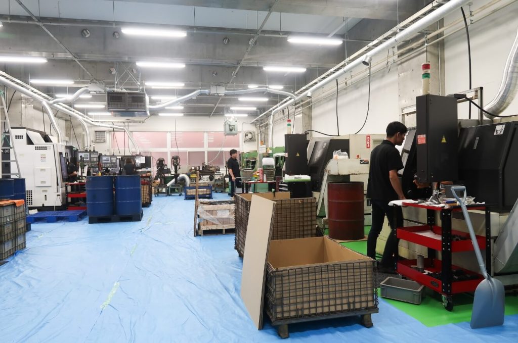 極東精機製作所の本社工場内の様子